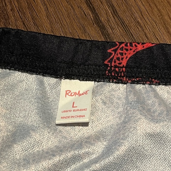 Chinese Dragon Slit Skirt - Picture 6 of 7